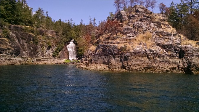 Teakerne Arm waterfall