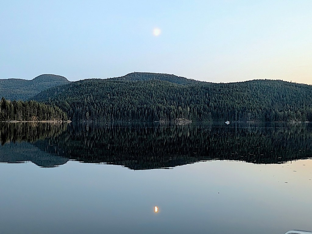 This image has an empty alt attribute; its file name is fall-trip-2026-octopus-islands-moon.jpg